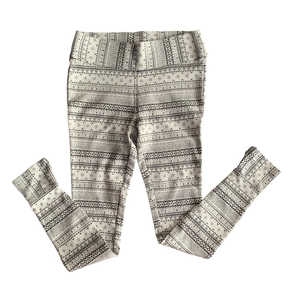 Columbia Sportswear Black and Cream Tribal Design Women’s Leggings